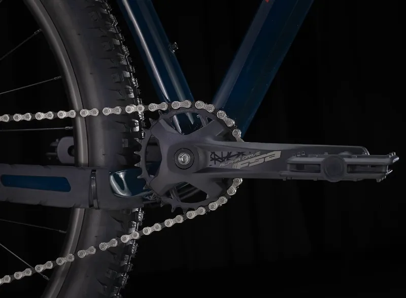 Trek Marlin 7 Gen 3 Hardtail Mountain Bike 2023 in Teal to Navy Fade-5